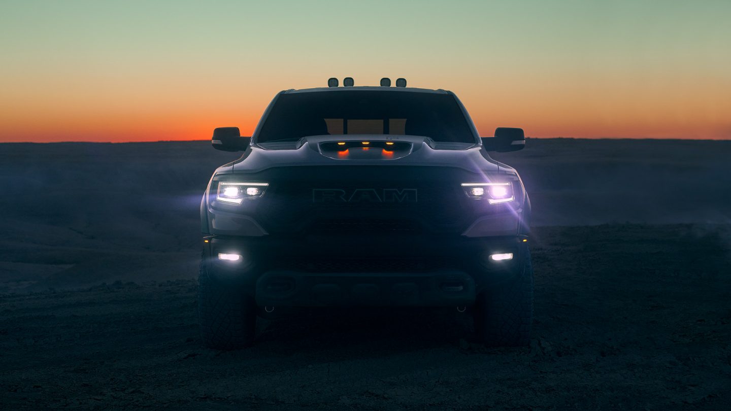 Headlamp and Fog Lamp Kit | RAM 1500 TRX 2021 Headlamp and Fog Lamp Kit | RAM 1500 TRX 2021