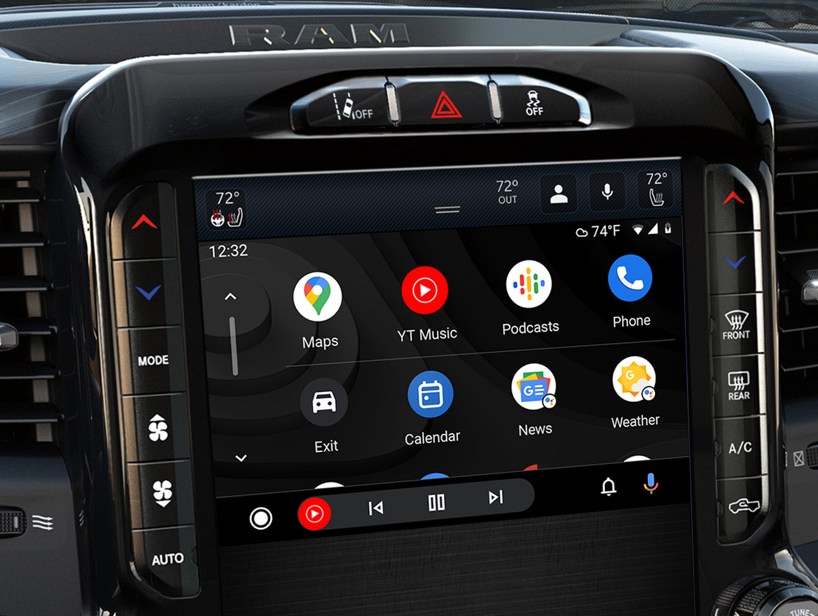 Phone Features, Chrysler Uconnect®