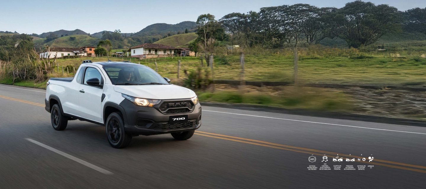 RAM 700 SLT